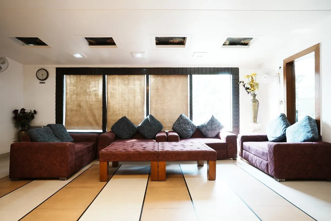 budget hotels in hotel om paradise delhi