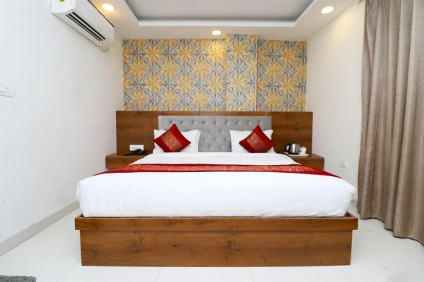 hotel with free parking in mahipalpur, delhi - hotel pacific suites by signature stayz