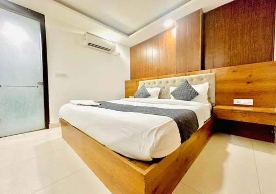 star hotels in hotel pacific suites by signature stayz delhi