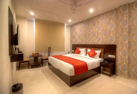 jacuzzi hotel in mahipalpur, delhi - hotel paragon suites near delhi airport