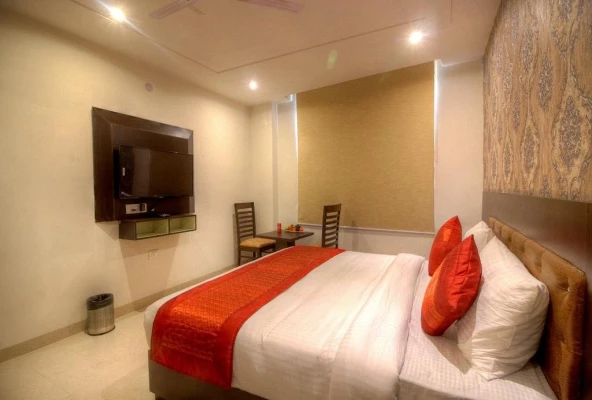 hotel with party hall in mahipalpur, delhi - hotel paragon suites near delhi airport