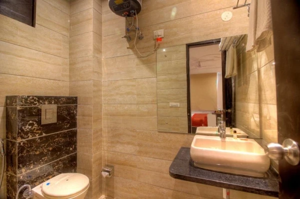 hotel with party hall in mahipalpur, delhi - hotel paragon suites near delhi airport