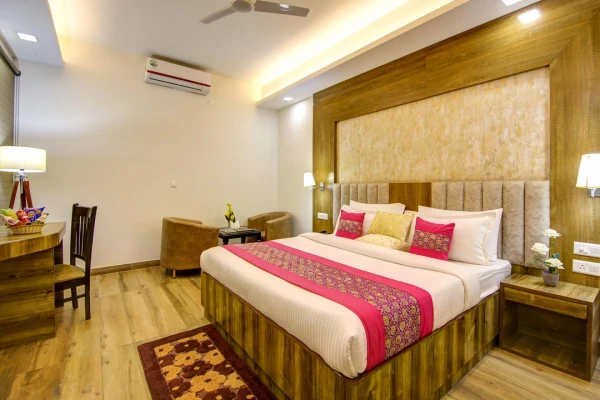 corporate hotels in hotel park tree near igi delhi airport delhi