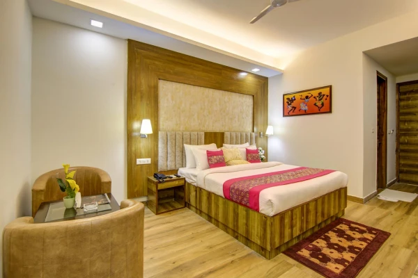 luxury hotels in hotel park tree near igi delhi airport delhi