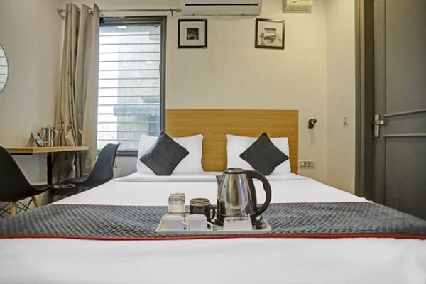 cheap and best hotels in hotel raaso inn rohini delhi