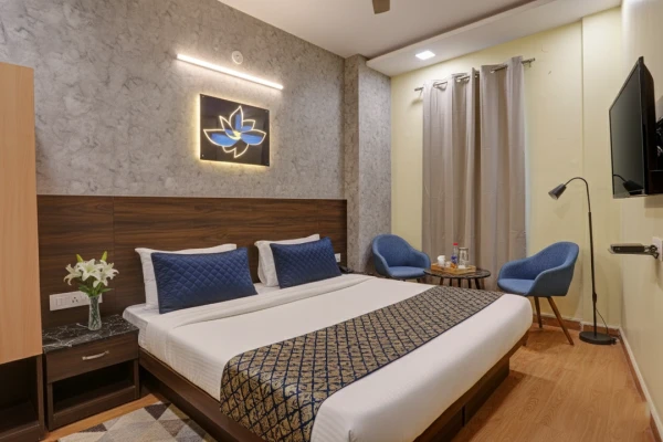 family hotel with pool in rohini, delhi - hotel raaso inn rohini
