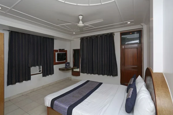 business hotels in hotel&nbsp;rachna delhi