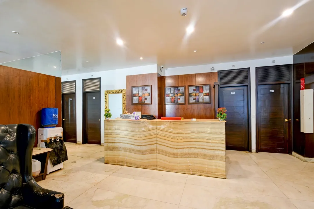 hotel with free parking in paharganj, delhi - hotel raj