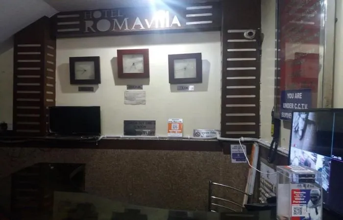 family hotel with pool in paharganj, delhi - hotel roma villa