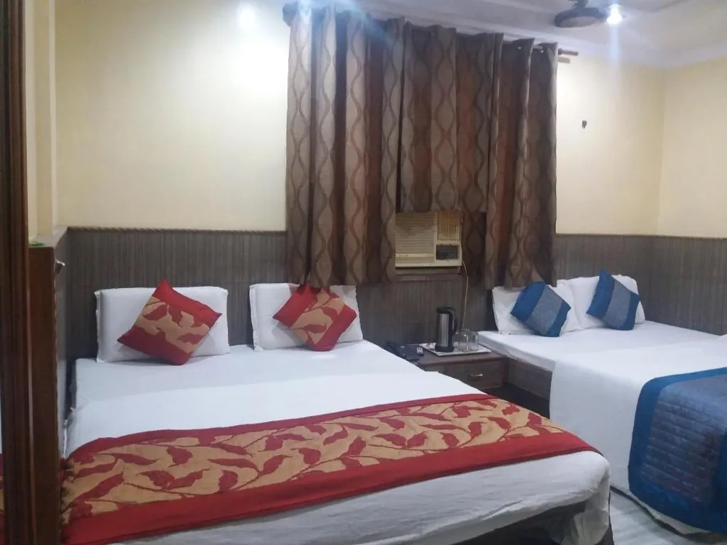 hotel room booking in paharganj, delhi - hotel roma villa
