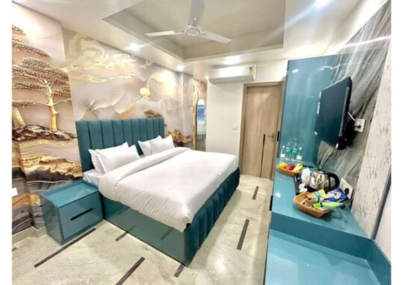 hotel with free parking in karolbagh, delhi - hotel royal gold palace