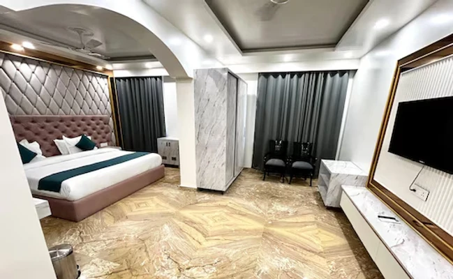 hotel with gym in karolbagh, delhi - hotel royal gold palace
