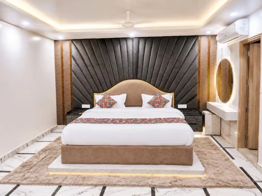 best night stay hotels in hotel royal gold palace delhi