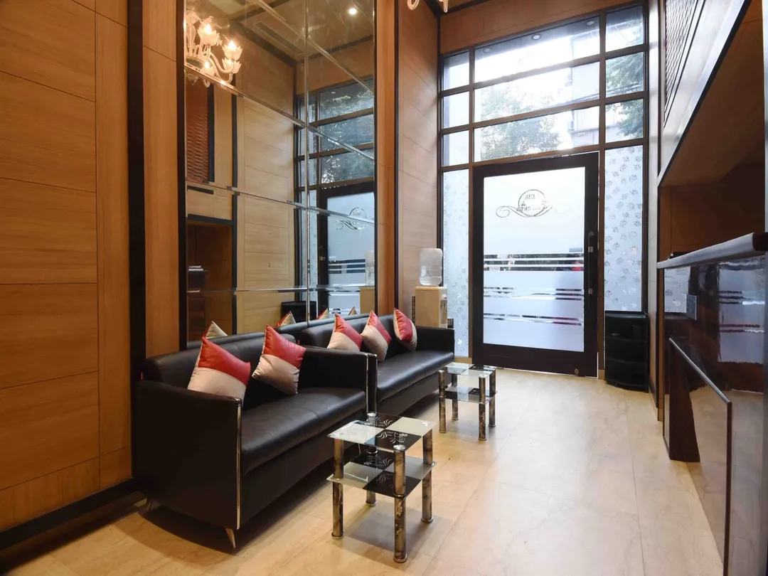 best corporate hotels in hotel royal grand delhi