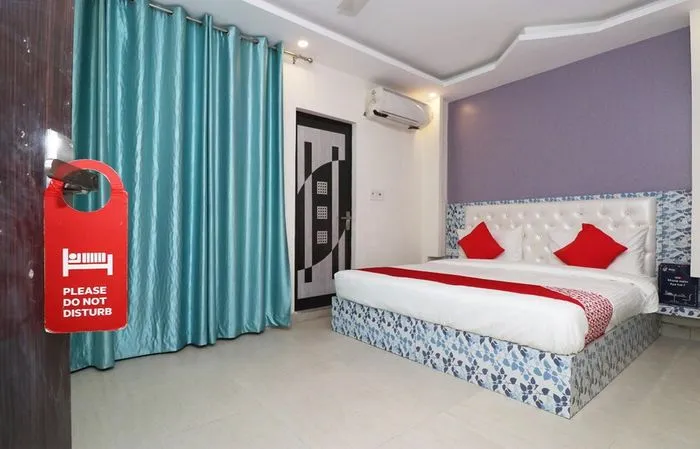 best hourly hotel in hotel royal inn delhi