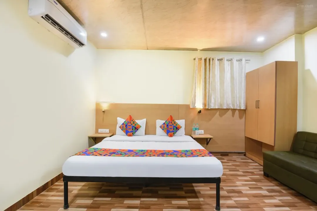 hotel with gym in south ganesh nagar, delhi - hotel royal residency