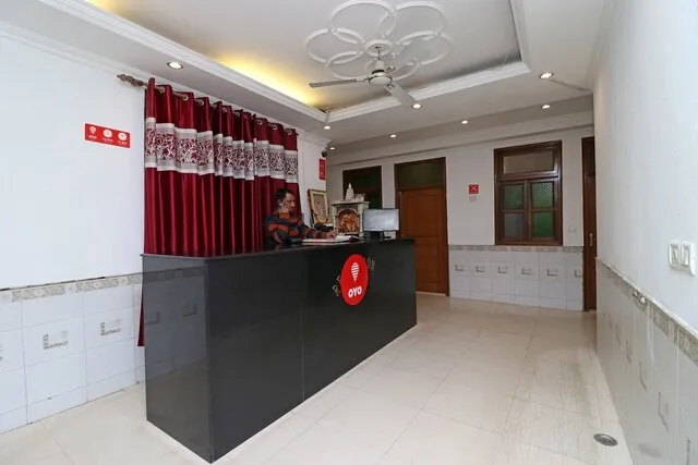 hotels for couple in hotel s suite delhi