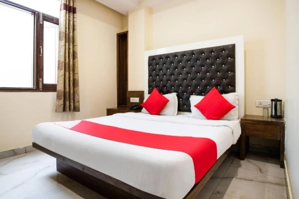 best hotel stay in hotel saffron inn delhi delhi