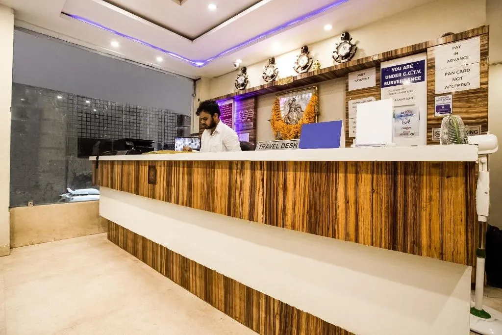 early check in hotels in hotel saffron inn delhi delhi