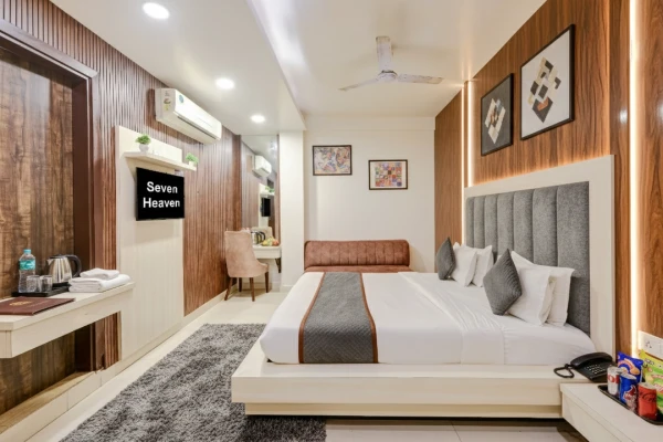 best unmarried couple friendly hotels in hotel seventh heaven delhi