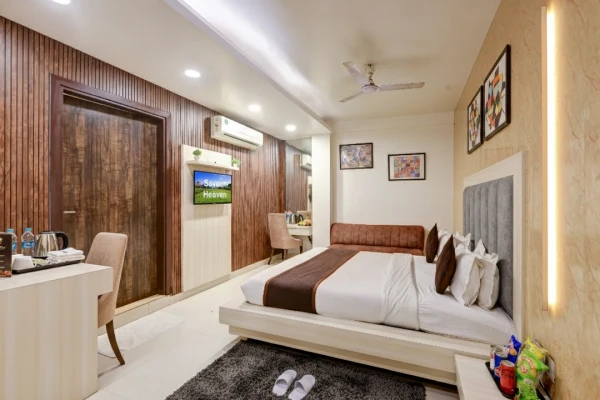 short stay hotels in hotel seventh heaven delhi