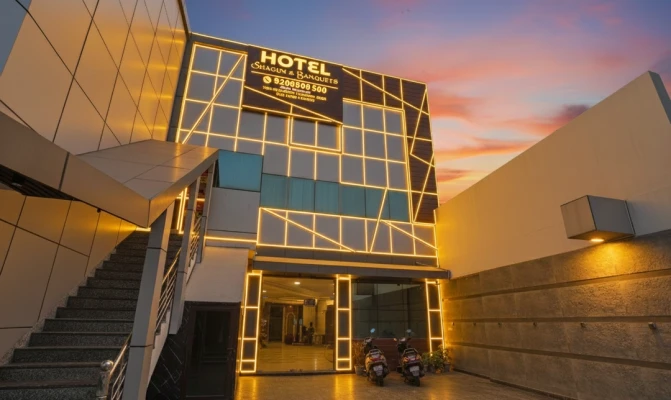 best couple friendly hotels in hotel shagun & banquets delhi