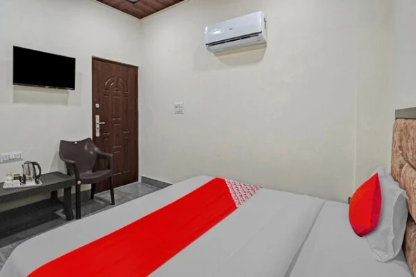 online room booking in shahdara, delhi - hotel shree shyam