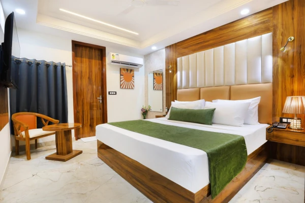 hotels for few hours in hotel signutre suites by signature stayz delhi