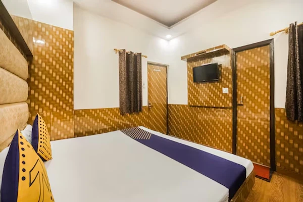 hotel with free parking in paharganj, delhi - hotel silver