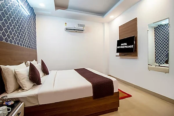 five star hotels in hotel sr stay near igi delhi airport delhi