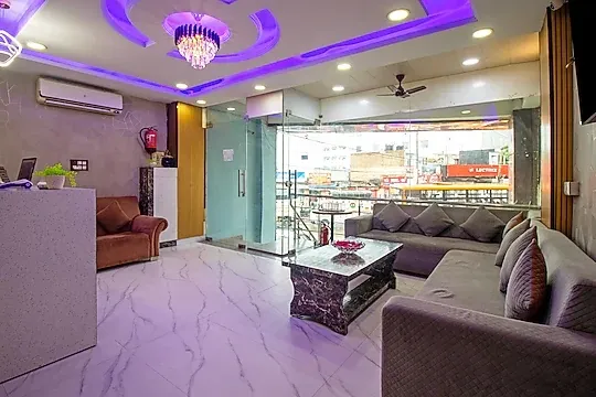 best 24 hours check in hotels in hotel sr stay near igi delhi airport delhi