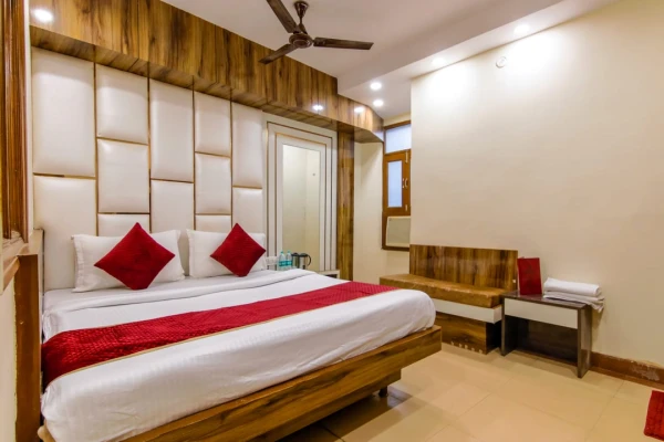 top hotels in hotel star palace delhi