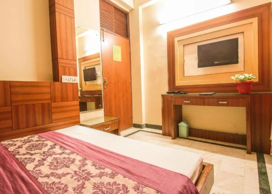 day hotels in hotel star paradise delhi