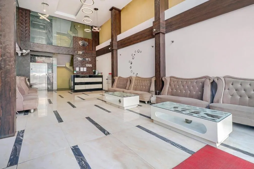 hotel with bar in mahipalpur, delhi - hotel sun plaza