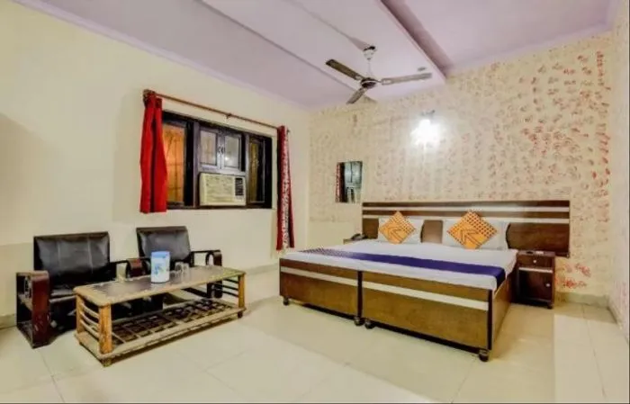 night stay hotels in hotel swagat palace delhi