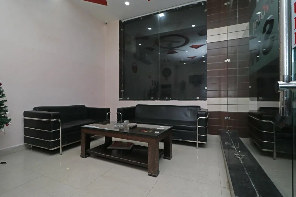 business hotels in hotel sweet palace delhi