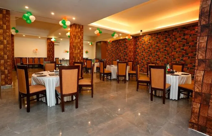 hotels for few hours in hotel tashree delhi