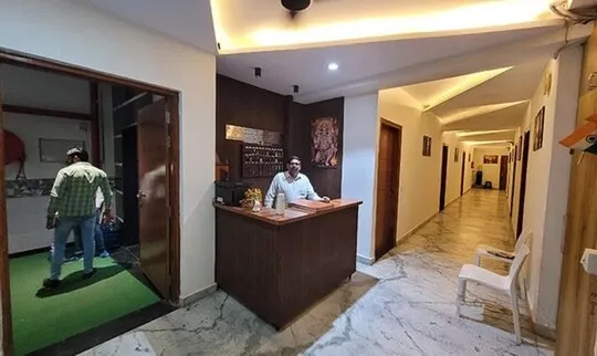 group holiday hotels in hotel the param continental delhi