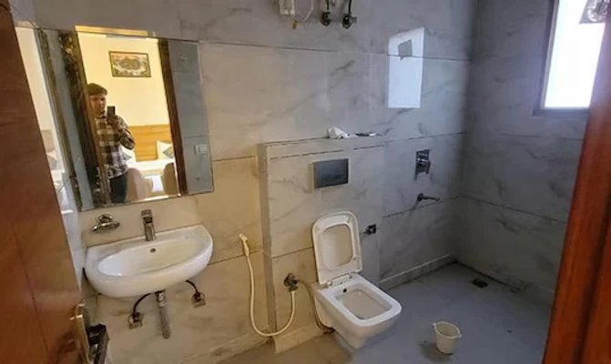 best day stay hotels in hotel the param continental delhi