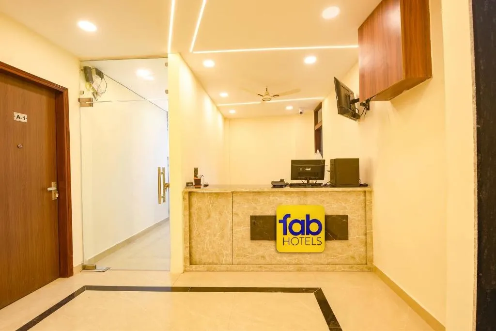 best 3 star hotels in hotel the pvs grand delhi