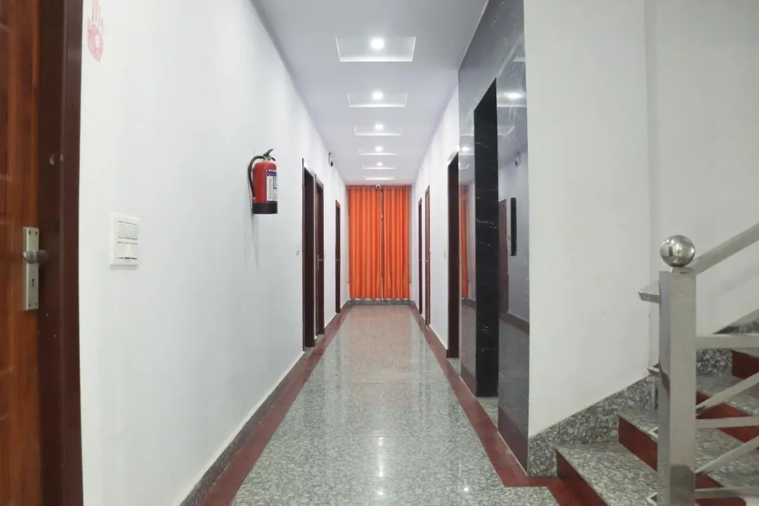 dwarka, delhi hotel booking - hotel the royal galaxy blest park