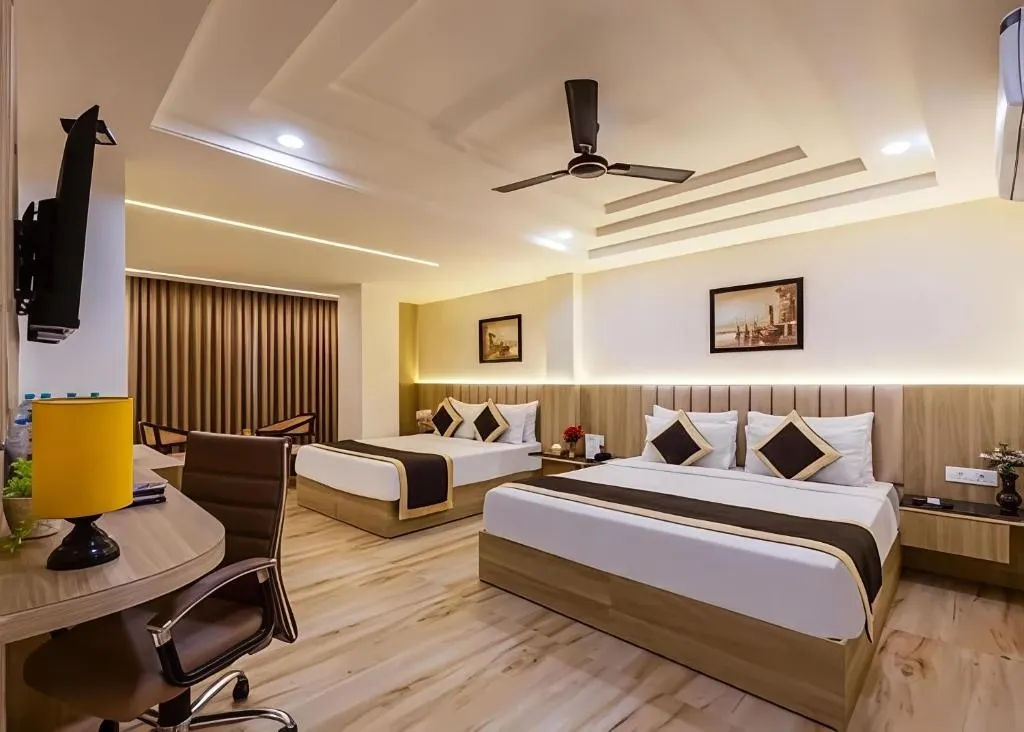 good hotels in hotel the venue delhi