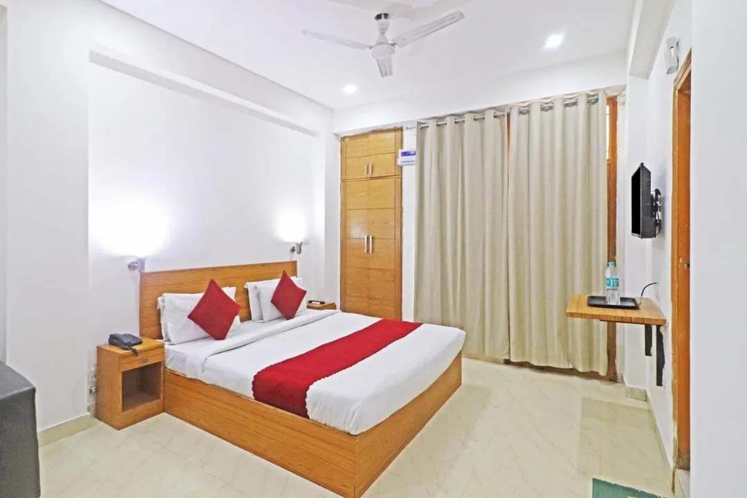 best hotel stay in hotel trendy residency delhi