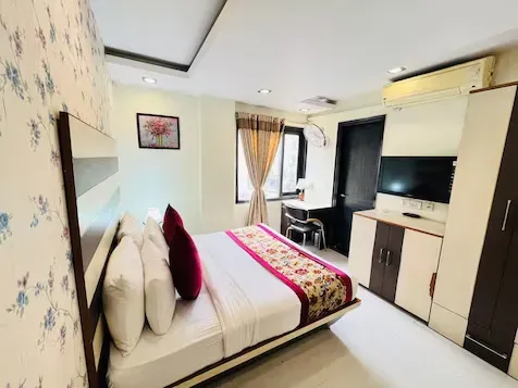 4 star hotels in hotel trio intercontinental nagar delhi