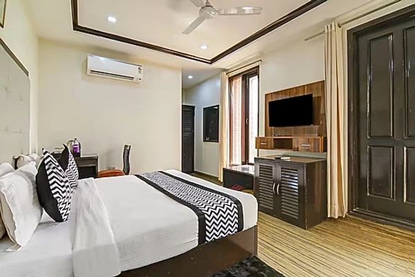 24 hours check in hotels in hotel veer palace by greysky delhi
