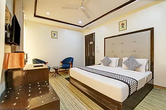 best day hotels in hotel veer palace by greysky delhi