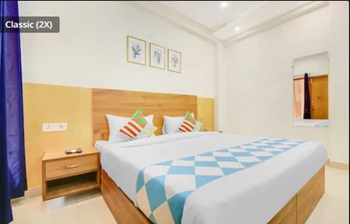 hotels for few hours in hotel welcome stay delhi