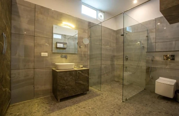 night stay hotels in hotel west end delhi airport delhi