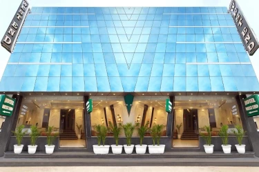 best hotels in hotel west end delhi airport delhi