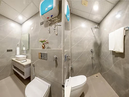 mahipalpur, delhi hotel booking - hotel zest near igi airport